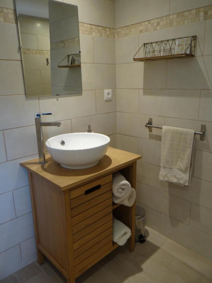 Les Marguerites Bed & Breakfast Champdolent Luaran gambar