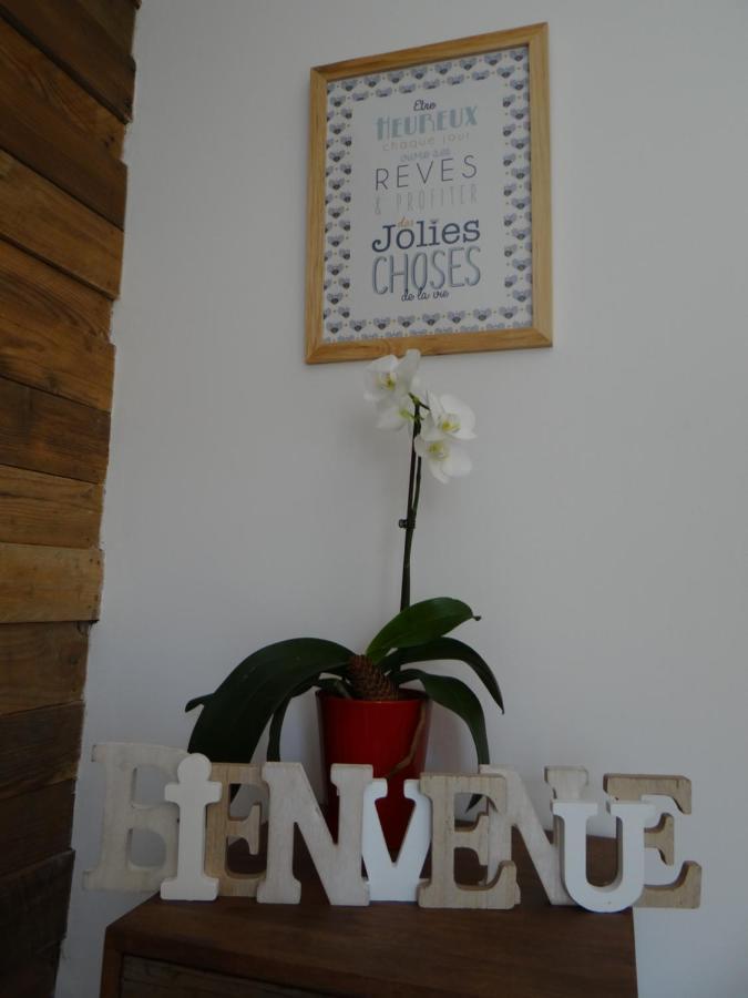 Les Marguerites Bed & Breakfast Champdolent Luaran gambar
