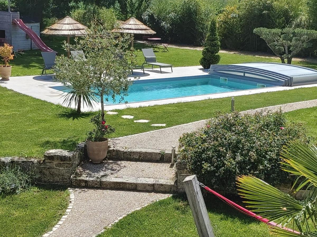 Les Marguerites Bed & Breakfast Champdolent Luaran gambar